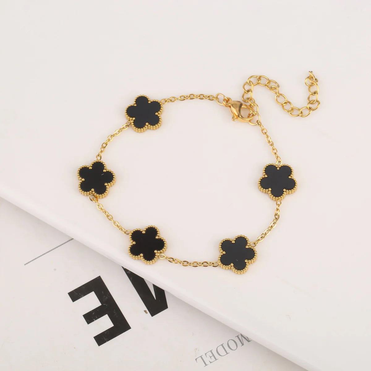 FLOWER BRACELET