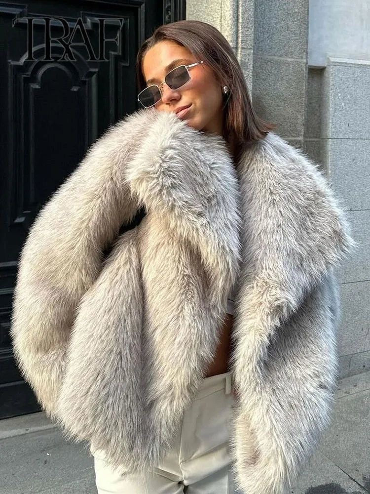 VIRAL FUR COAT